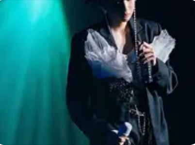 王源演唱会花车巡游：梦幻启程，共赴音乐狂欢